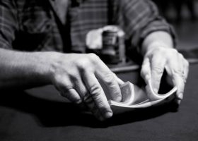 Baccarat, het tafelspel dat alleen om geluk draait